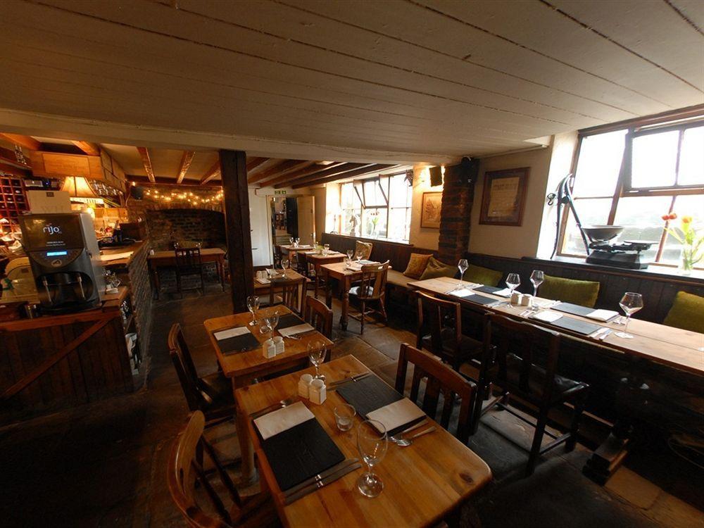 Hotel White Horse & Griffin Whitby Esterno foto