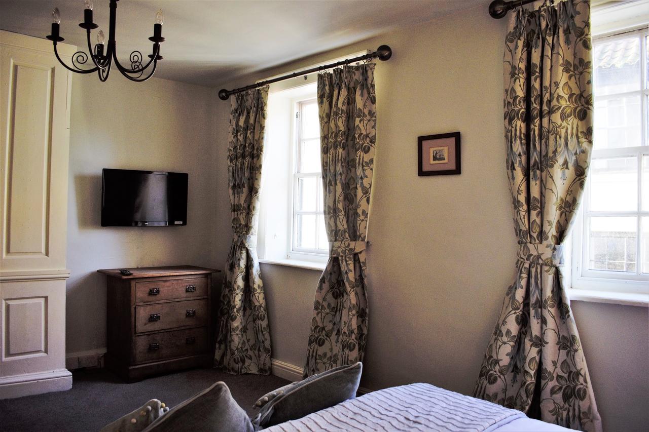 Hotel White Horse & Griffin Whitby Esterno foto
