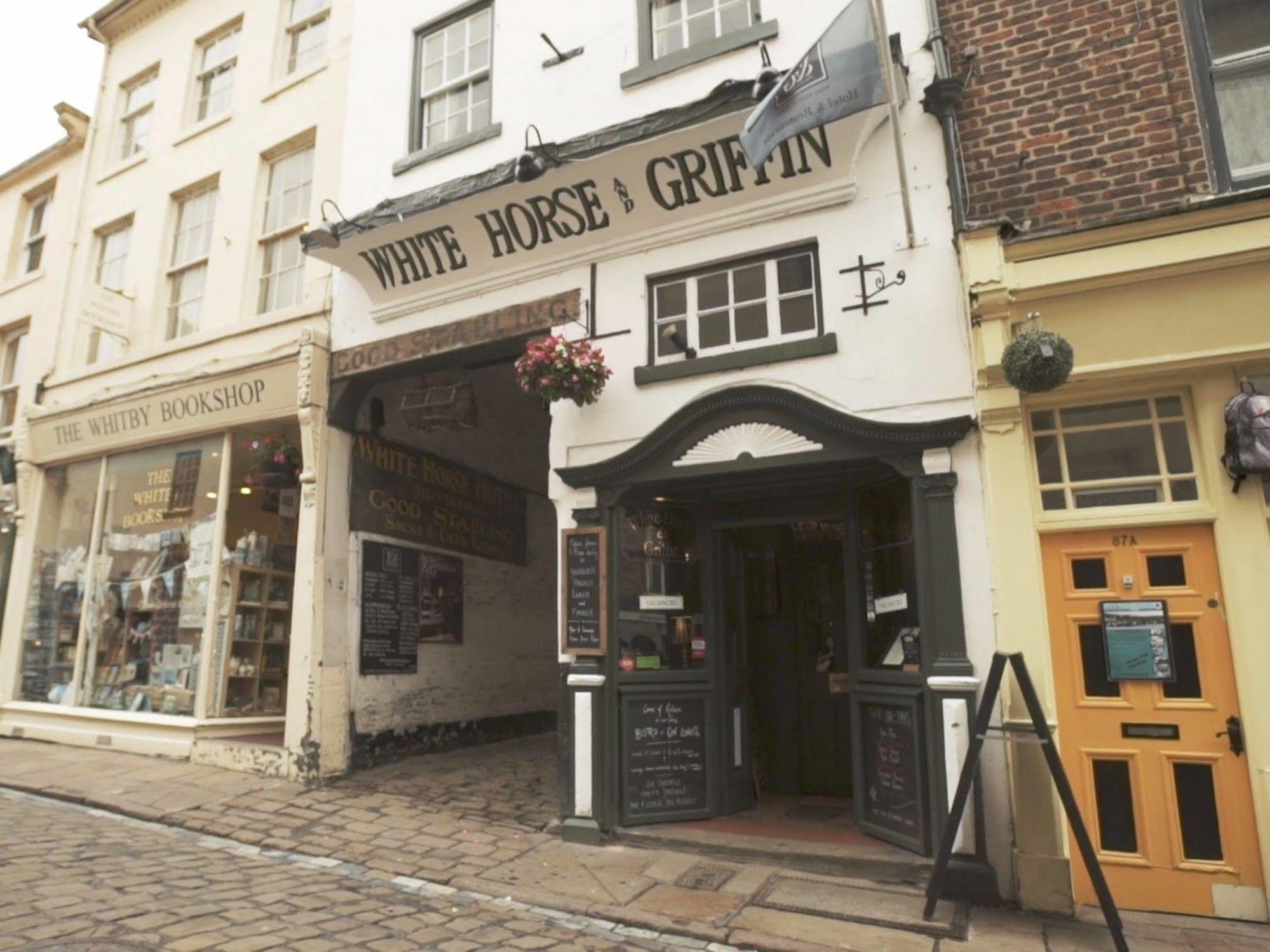 Hotel White Horse & Griffin Whitby Esterno foto